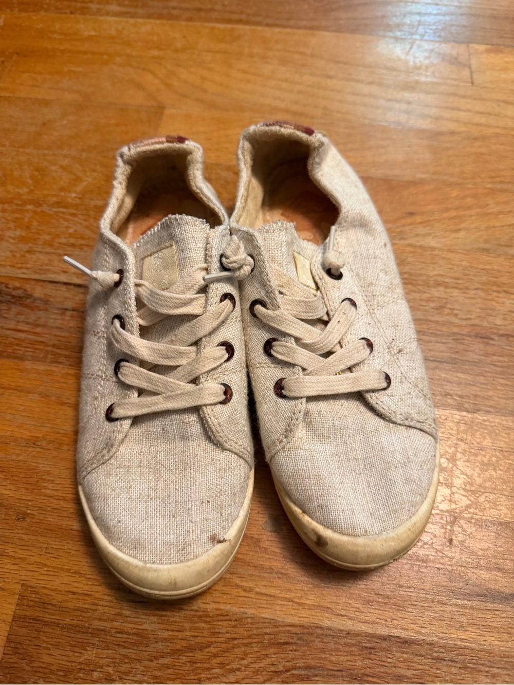 Roxy Canvas Sneakers in Light Tan - Woman’s Size 8